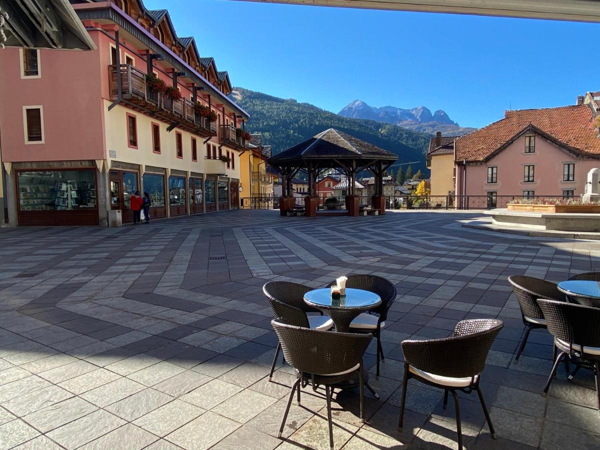 Finestra Sull'adamello Apartment