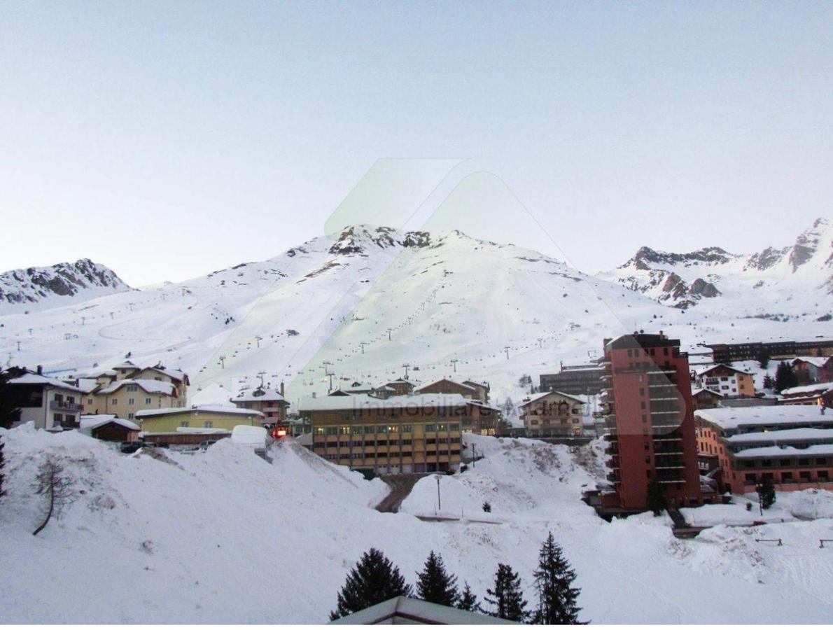 Finestra Sull'adamello